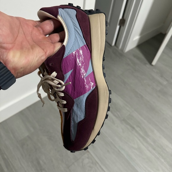 NEW BALANCE 327 "VINTAGE WORN PACK" - Picture 2 of 3